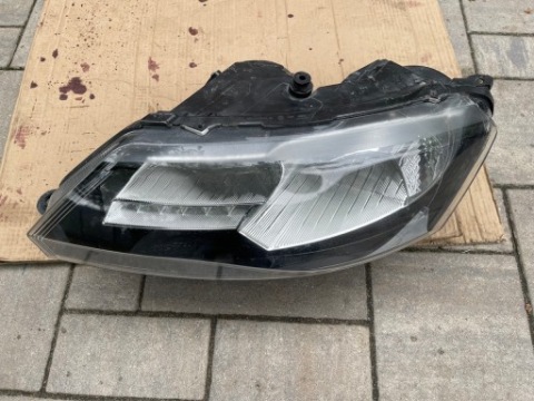 ФАРА ПЕРЕДНЯ SKODA RAPID РЕСТАЙЛ 5JB941015B 
