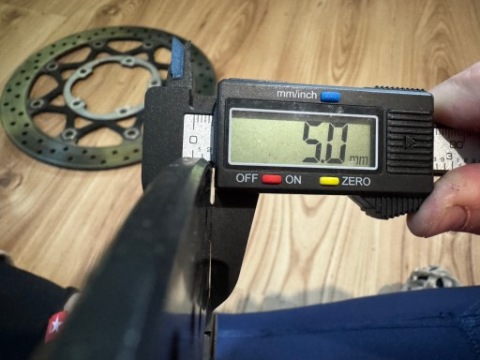 ДИСКИ ТОРМОЗНЫЕ GSXR K7 750 
