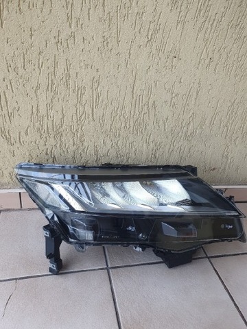 MITSUBISHI ASX FULL LED LAMP FRONT RIGHT GOOD CONDITION  