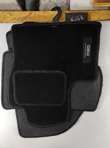 MATS VELOUR 4 PCS. FORD KUGA NEW  