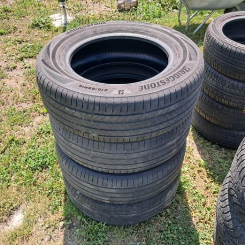ШИНИ ЛІТНІ BRIDGSTONE TURANZA 215/65/16 2024R 4MM BIEZNIK СТАН DB 
