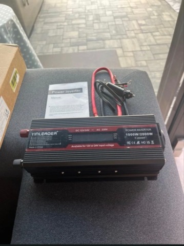 ПЕРЕТВОРЮВАЧ НАПРУГИ 1500W/2000W/2600W МОНІТОР LCD DC 12V DO AC 220 