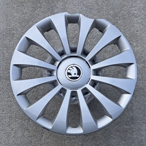 ORIGINAL USED WHEEL COVER SKODA 15 