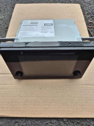 TOYOTA PRIUS IV 2016R ПАНЕЛЬ / РАДІО CD/DVD/GPS 