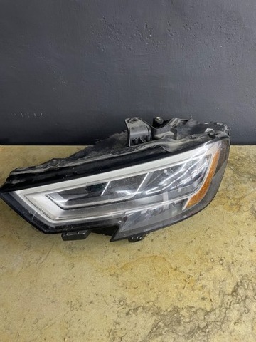 FARO IZQUIERDA AUDI S3 8V0941033E  