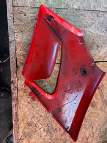 ПРАВА ОБТІЧНИК HONDA CBR 125 R 04-06 