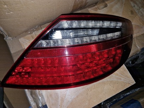 MERCEDES SLK W172 FARO DERECHA PARTE TRASERA AMG EE.UU.  