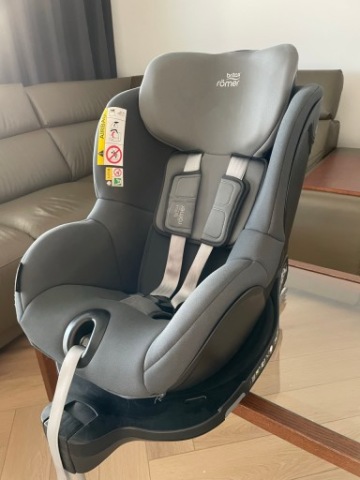 КРІСЛО 9-18 BRITAX ROMER DUALFIX 2R БАЗА ОБОРОТНА ISOFIX 