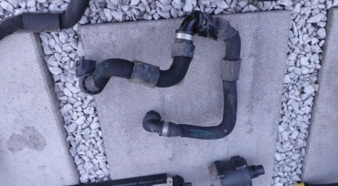 BMW G05 G06 G07 G09 F95 F96 S68 ШЛАНГ ВОДИ 8093404 