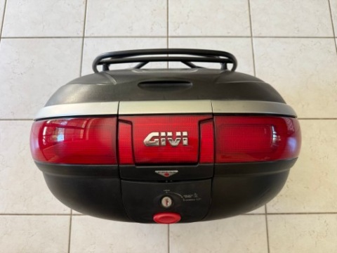 КОФР GIVI MAXIA E52 Z BAGAZNIKIEM, СПИНКОЮ I ПЛИТА 