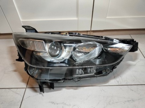 ОРИГІНАЛЬНИЙ REFLEKTOR; ПРАВИЙ PRZOD, MAZDA CX-3, D10E-51030, ZWYKLY, ОРИГІНАЛ 