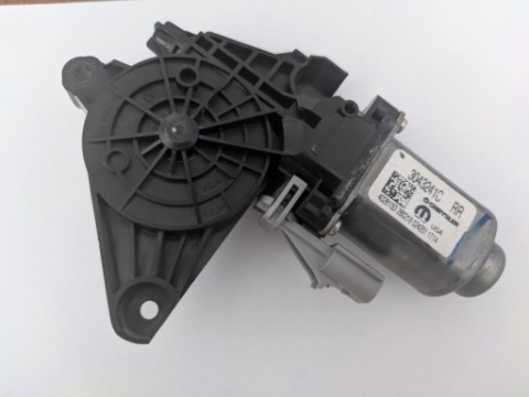 МОТОРЧИК СКЛА ПРАВЕ ЗАДНІ ДВЕРІ ЗСУВНІ CHRYSLER PACIFICA RU 3043241C 