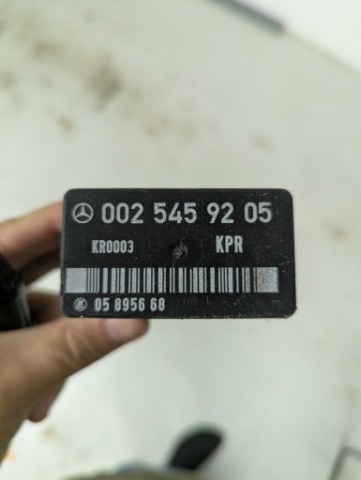 РЕЛЕ НАСОСУ ПАЛИВА W201 W124 M102 M103 