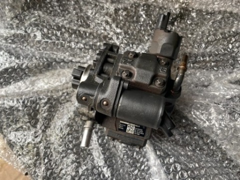 НАСОС ПАЛИВНА FORD VOLVO V50 C30 S40 2.0D 136KM 9658193980 