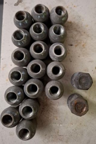 ГАЙКИ DO КОЛІС MAZDA NA КЛЮЧ 23MM CX5 