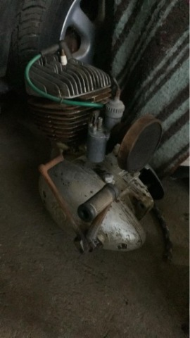 ДВИГУН МОТОЦИКЛЕТНИЙ WSK125 РАЗОМ Z GAZNIKIEM(OPIS) 