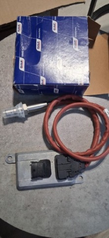 ДАТЧИК ВИХЛОПНИХ ГАЗІВ NOX DAF 105 NR. 2011649 ОРИГІНАЛ DAF ПЕРЕД КАТАЛІЗАТОРОМ 