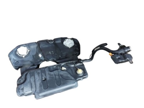 AUDI A6 C6 БАК ПАЛИВА 3 2 FSI QUATTRO BENZIN 372224-1 