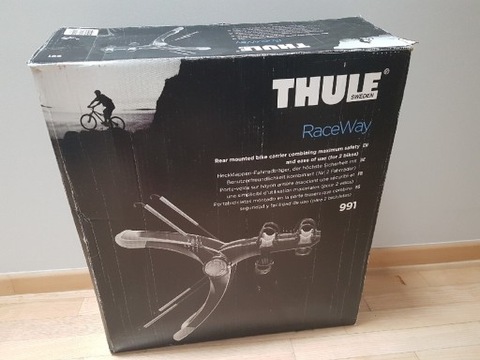 THULE RACEWAY 991 BOOT ON 2 BIKES  