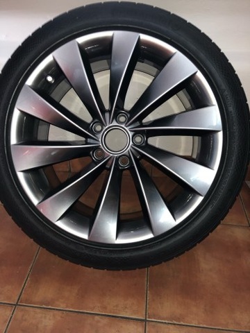 RUEDAS LLANTAS VOLKSWAGEN SKODA  ESTADO PERFECTO  