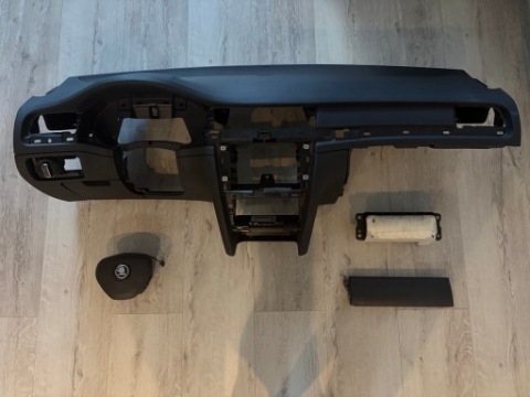 SKODA SUPERB II РЕСТАЙЛ 14R ТОРПЕДА КОНСОЛЬ AIR BAG ДОСКА РАСПРЕДЕЛЕНИЕ 3T1857007 