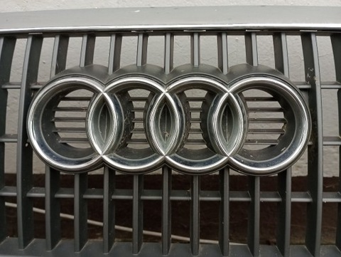 REJILLA DE RADIADOR AUDI Q5 QUATTRO 2.0 TDI  