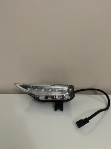 INFINITI Q50 ПОВОРОТНИК ГАЛОГЕН ПРАВИЙ ПЕРІД ПЕРЕДНІЙ A045255 W1176 
