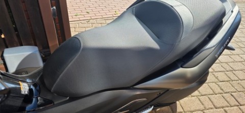 СИДІННЯ СТАНДАРТ YAMAHA TRICITY 300 IDEALNE! 