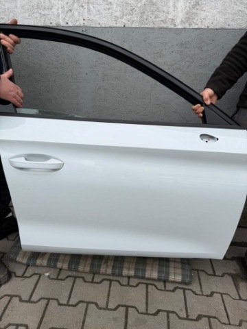 ПРОДАМ ДВЕРІ ПРАВЕ SEAT LEON IV КОЛІР БІЛИЙ PRZOD, TEL 601 393 696 