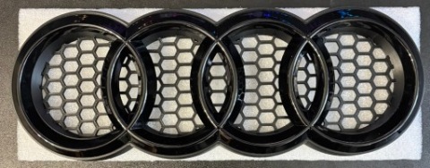 ЕМБЛЕМА ЗНАЧОК NA ПЕРІД + ПІДКЛАДКА DO AUDI A6 C7, A7, Q5, Q7 285MM 