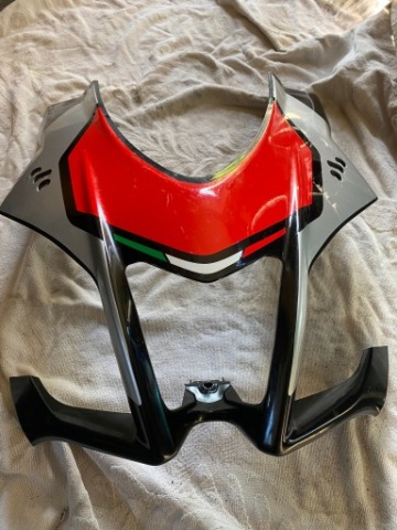 ЧЕРЕП КОЛПАК APRILIA RSV4 RF 15-19 