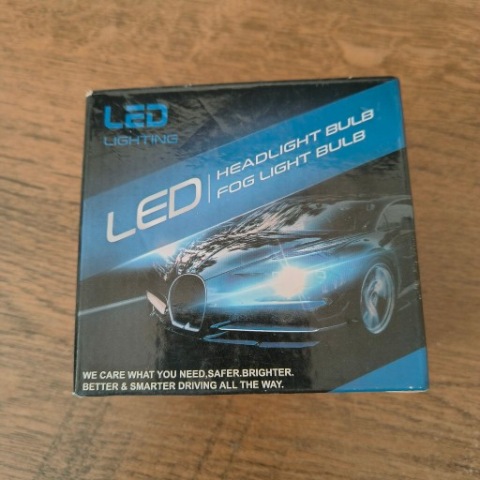 AUXIRACER H4 LED (СВІТЛОДІОД) ЛАМПОЧКА АВТОМОБІЛЬНА 120000 LM 50W 