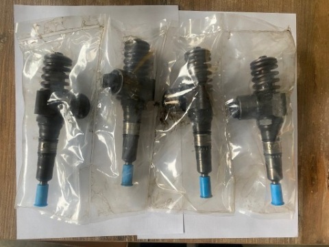 НАСОС-ФОРСУНКИ 03G130073G 0414720404 2.0 TDI BKP BLB BRD ECE BPW 