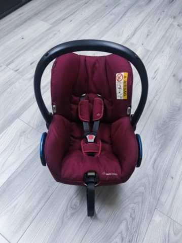 ПРОДАМ КРЕСЛО ДЕТСКИЕ OD 0 DO 13 KG КОМПАНИИ MAXI COSI 