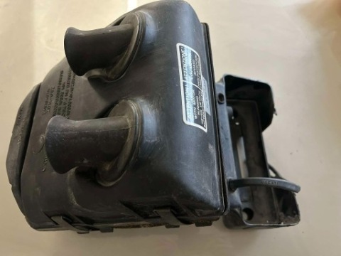 AIRBOX ФІЛЬТР ПОВІТРЯ DUCATI MONSTER 600 750 