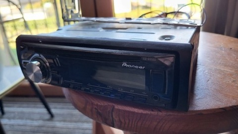 RADIO PIONEER DEH-1600UBA/ CD USB 