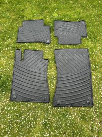 MATS MATS RUBBER E CLASS W211 MERCEDES SET  