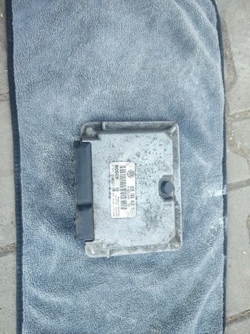 CONTROL UNIT VW NEW BEETLE 1.9 TDI 90KM 038906018M  