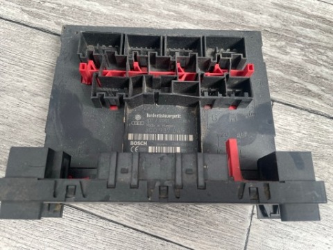 БЛОК КЕРУВАННЯ МОДУЛЬ BORDNETZ VW ПАСАТ B6 3C0937049J 