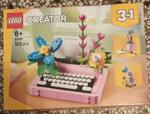 LEGO Creator 3 w 1 Maszyna do pisania z kwiatami 31169