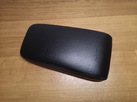 ARMREST BLACK JAGUAR XJ8 X308  