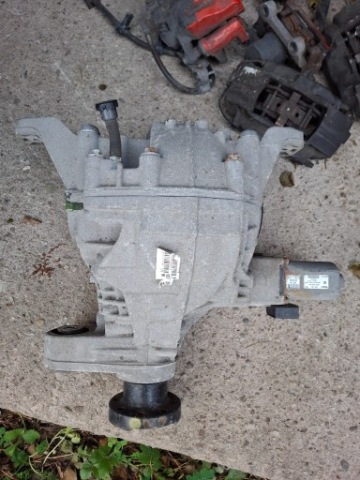 DODGE DURANGO JEEP GRAND CHEROKEE 6,4 SRT МІСТ ДИФЕРЕНЦІАЛ 68184732AB 
