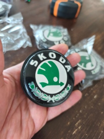 КОВПАЧКИ ЗАГЛУШКИ КОЛЕСНІ ДИСКИ SKODA 65MM 
