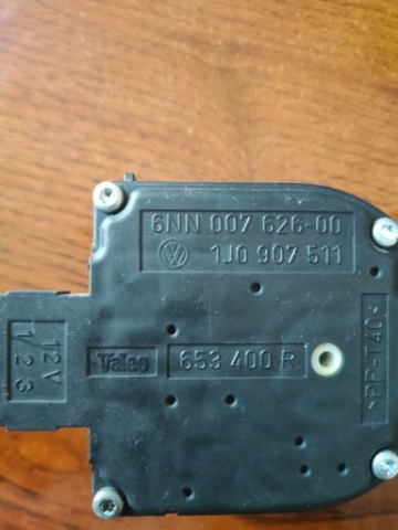 МОТОРЧИК БЛОК КЕРУВАННЯ КРИШКИ БАГАЖНИКА ПОВІТРОВОДУ 1J0907511 VW 