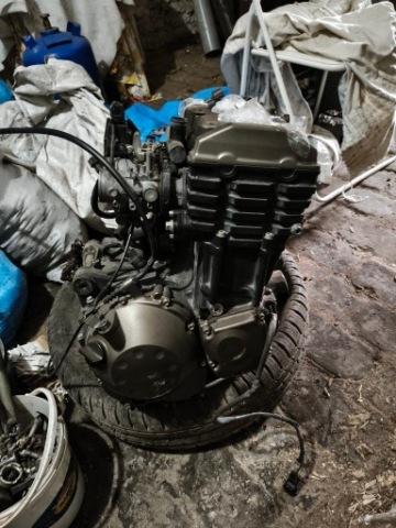 ДВИГУН KAWASAKI Z750 04-06 