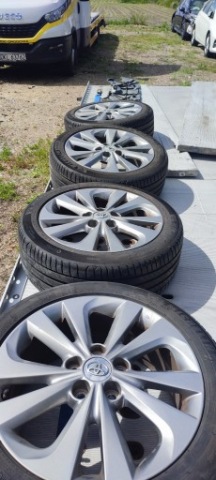 КОЛЕСА Z ШИНАМИ TOYOTA 5X114,3 17X7 ET30 