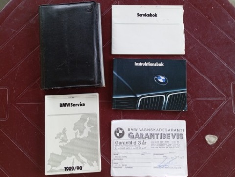 BMW 7 E32 1989 750I V12 ЧОХОЛ КНИЖКА СЕРВІСНА ІНСТРУКЦІЯ ОБСЛУГОВУВАННЯ 