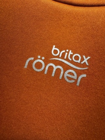 КРІСЛО BRITAX RÖMER KIDFIX XP SICT ISOFIX 15–36 KG 