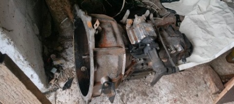 NISSAN CABSTAR E 2000R 3.0D ЗАПЧАСТИНИ 