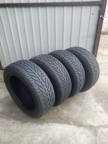 ШИНЫ ЗИМНИЕ KORMORAN SNOW 205 55 R 16 4SZT. 